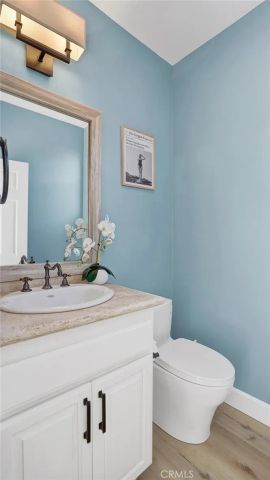 209 6th, Seal Beach, CA 90740