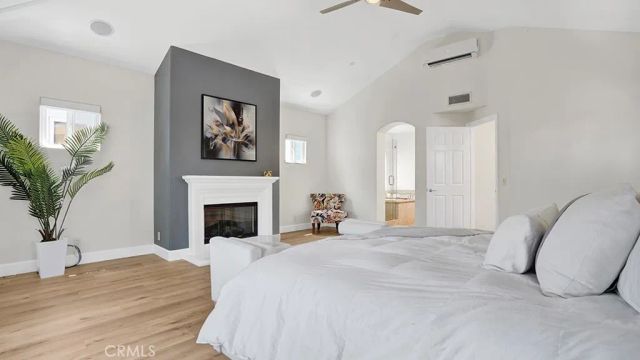 209 6th, Seal Beach, CA 90740