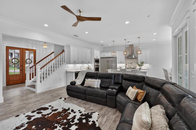 6 Plantation Oaks, Mary Esther, FL 32569