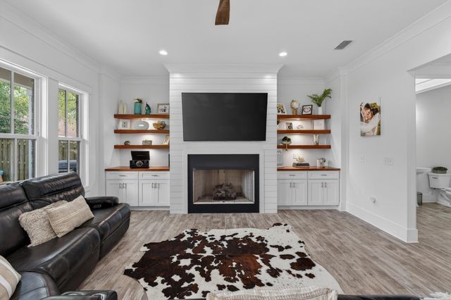 6 Plantation Oaks, Mary Esther, FL 32569