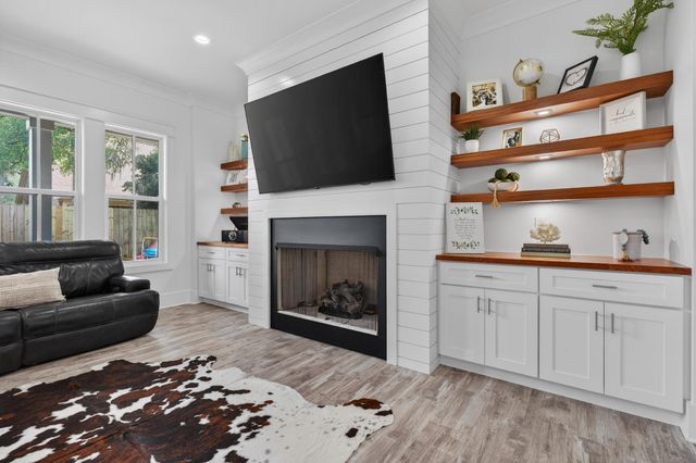 6 Plantation Oaks, Mary Esther, FL 32569