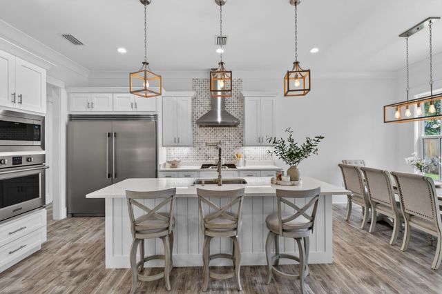 6 Plantation Oaks, Mary Esther, FL 32569