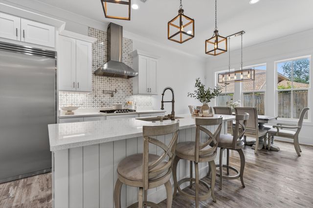 6 Plantation Oaks, Mary Esther, FL 32569