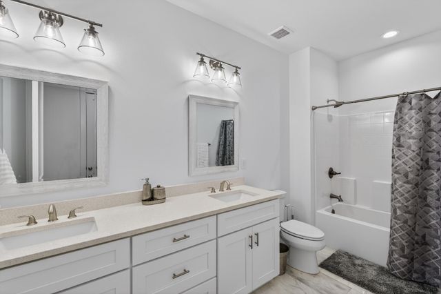 6 Plantation Oaks, Mary Esther, FL 32569