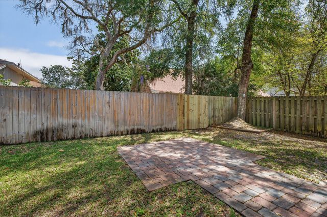 6 Plantation Oaks, Mary Esther, FL 32569
