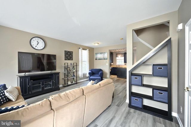 120 BRUAW DR, York, PA 17406