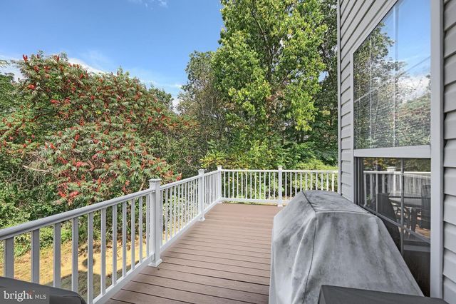 120 BRUAW DR, York, PA 17406