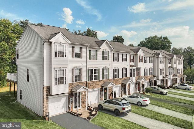120 BRUAW DR, York, PA 17406
