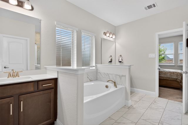 1002 Copper Smith Way, Forney, TX 75126