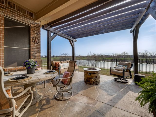 4612 Brookside Drive, Denton, TX 76226