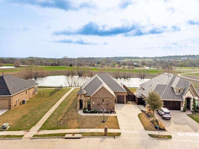 4612 Brookside Drive, Denton, TX 76226