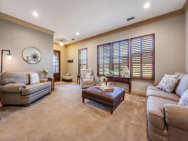 4612 Brookside Drive, Denton, TX 76226