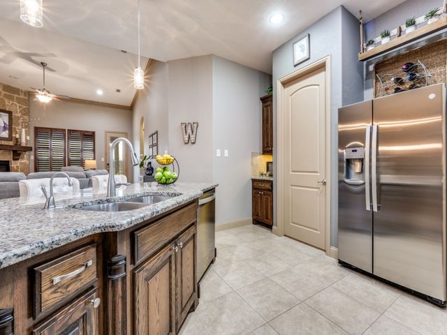 4612 Brookside Drive, Denton, TX 76226