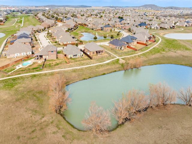 4612 Brookside Drive, Denton, TX 76226