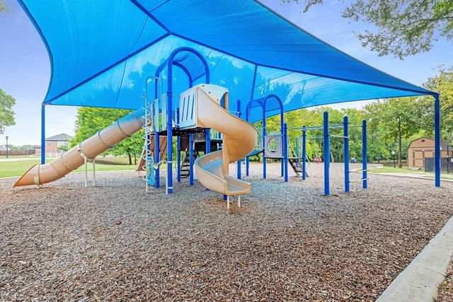 4612 Brookside Drive, Denton, TX 76226