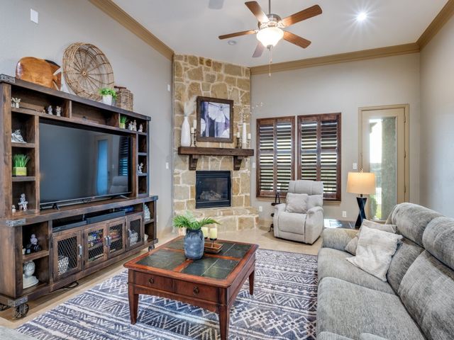 4612 Brookside Drive, Denton, TX 76226