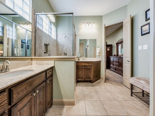 4612 Brookside Drive, Denton, TX 76226