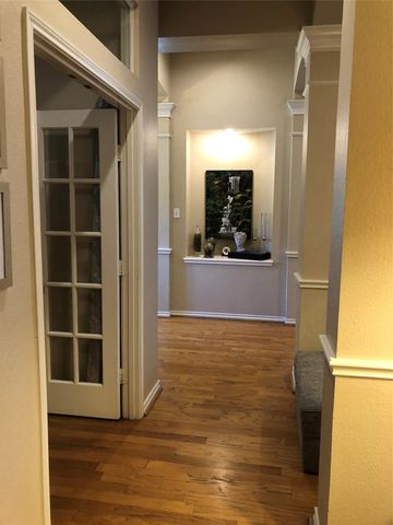 2685 Hillside Drive, Highland Village, TX 75077
