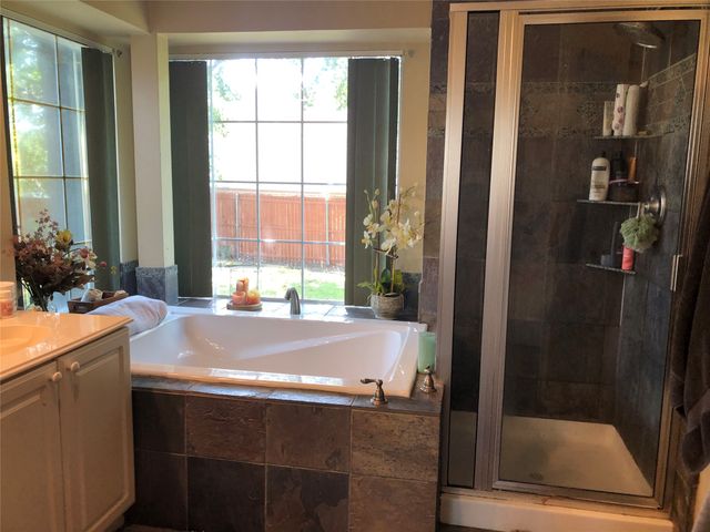2685 Hillside Drive, Highland Village, TX 75077