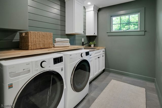 51 Brookside Ter, North Caldwell Boro, NJ 07006
