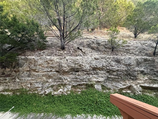 21461 Coyote TRL 4, Lago Vista, TX 78645