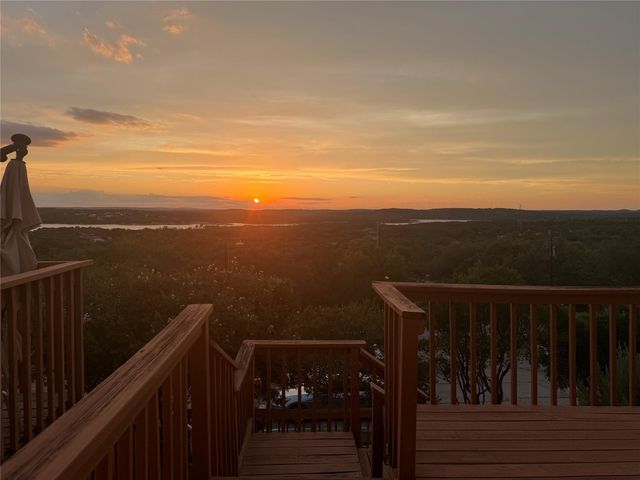 21461 Coyote TRL 4, Lago Vista, TX 78645