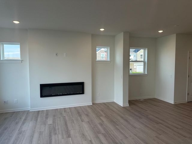 1105 149th Street W, Rosemount, MN 55068