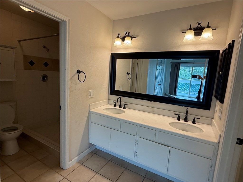 Image 23 of property listing at 7532 Seaspring 201, Huntington Beach, CA 92648