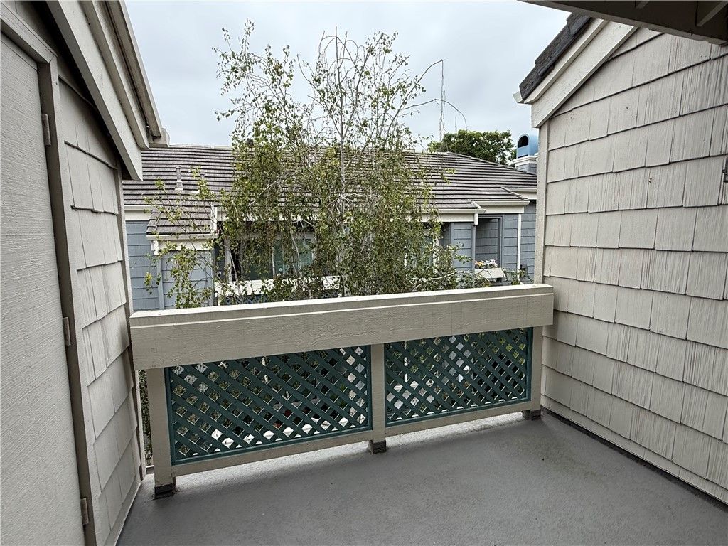 Image 25 of property listing at 7532 Seaspring 201, Huntington Beach, CA 92648
