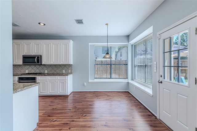 16210 Broken Timber Circle, Houston, TX 77095