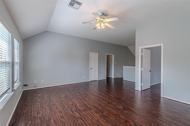 16210 Broken Timber Circle, Houston, TX 77095