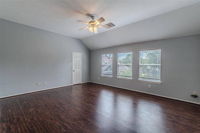 16210 Broken Timber Circle, Houston, TX 77095