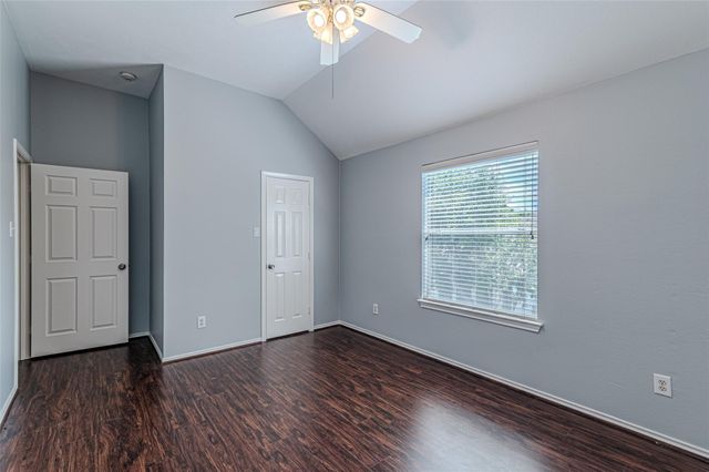 16210 Broken Timber Circle, Houston, TX 77095