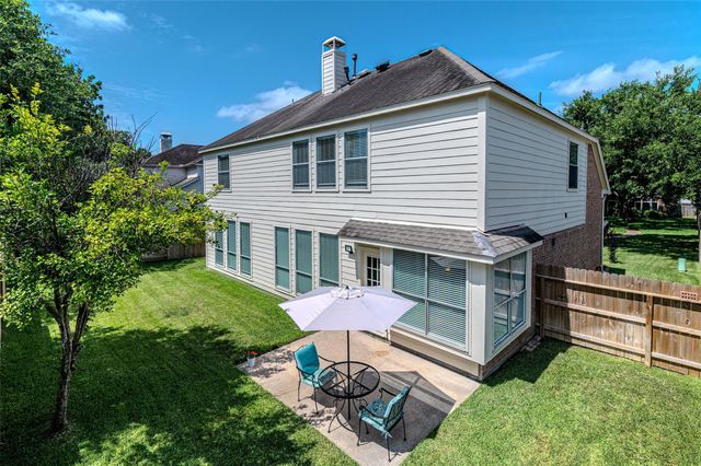 16210 Broken Timber Circle, Houston, TX 77095
