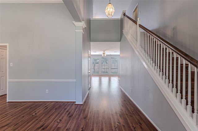 16210 Broken Timber Circle, Houston, TX 77095