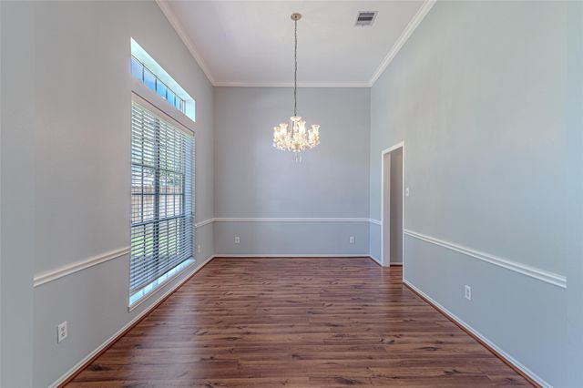 16210 Broken Timber Circle, Houston, TX 77095