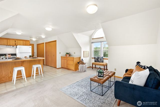 20414 80th Street SE, Snohomish, WA 98290