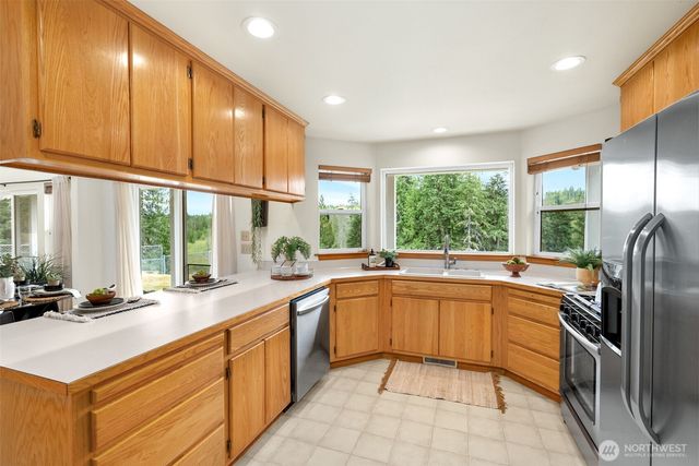 20414 80th Street SE, Snohomish, WA 98290