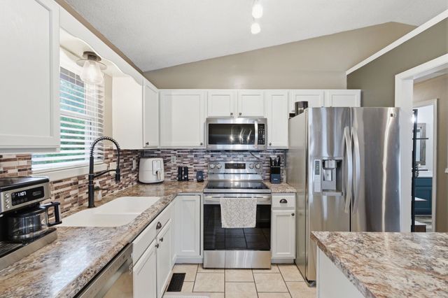 1765 N Myers, Mulvane, KS 67110