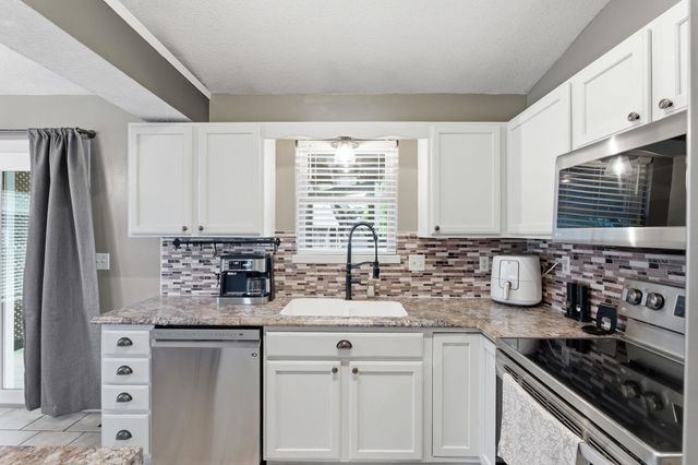 1765 N Myers, Mulvane, KS 67110