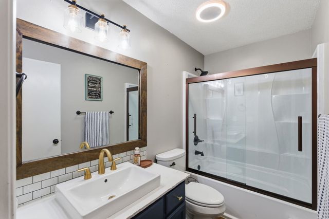 1765 N Myers, Mulvane, KS 67110