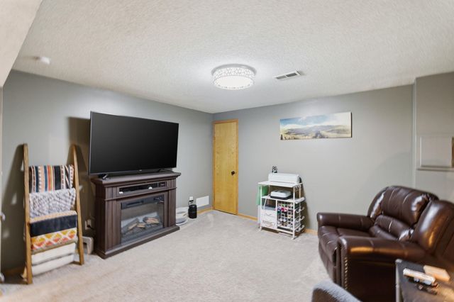 1765 N Myers, Mulvane, KS 67110