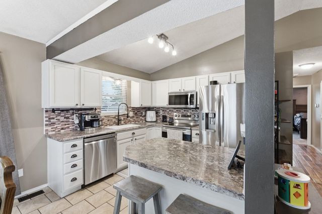 1765 N Myers, Mulvane, KS 67110