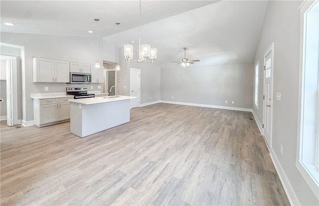505 S Oak Street, Seneca, SC 29678