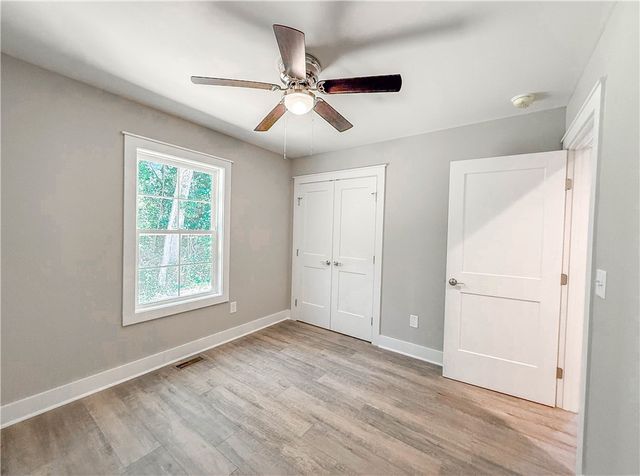 505 S Oak Street, Seneca, SC 29678