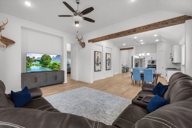 5316 Markham Ferry Drive, Fort Worth, TX 76179