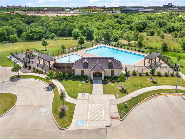 5316 Markham Ferry Drive, Fort Worth, TX 76179