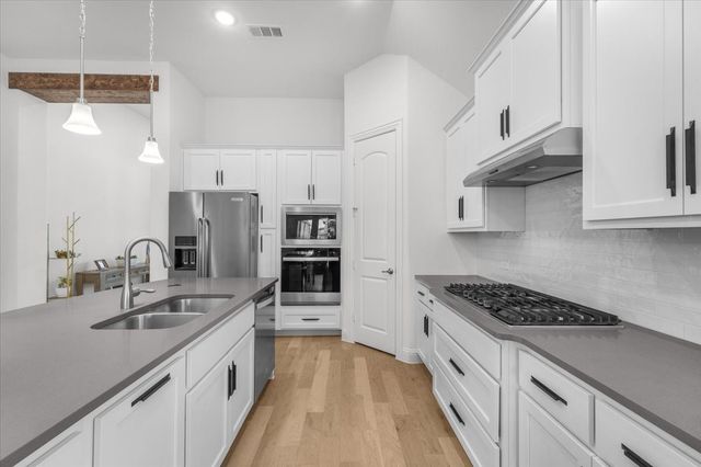 5316 Markham Ferry Drive, Fort Worth, TX 76179