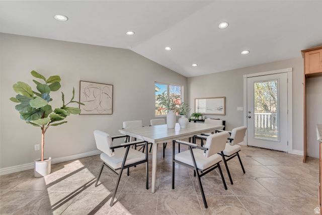 7628 S CASA VERDE ST, Midvale, UT 84047