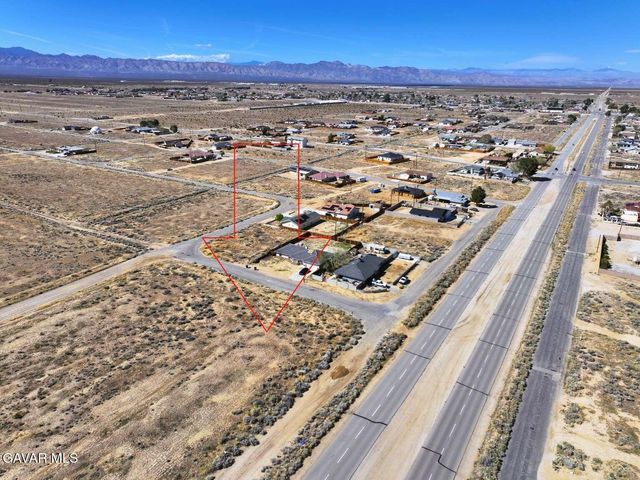 20263 Neuralia Road, California City, CA 93505